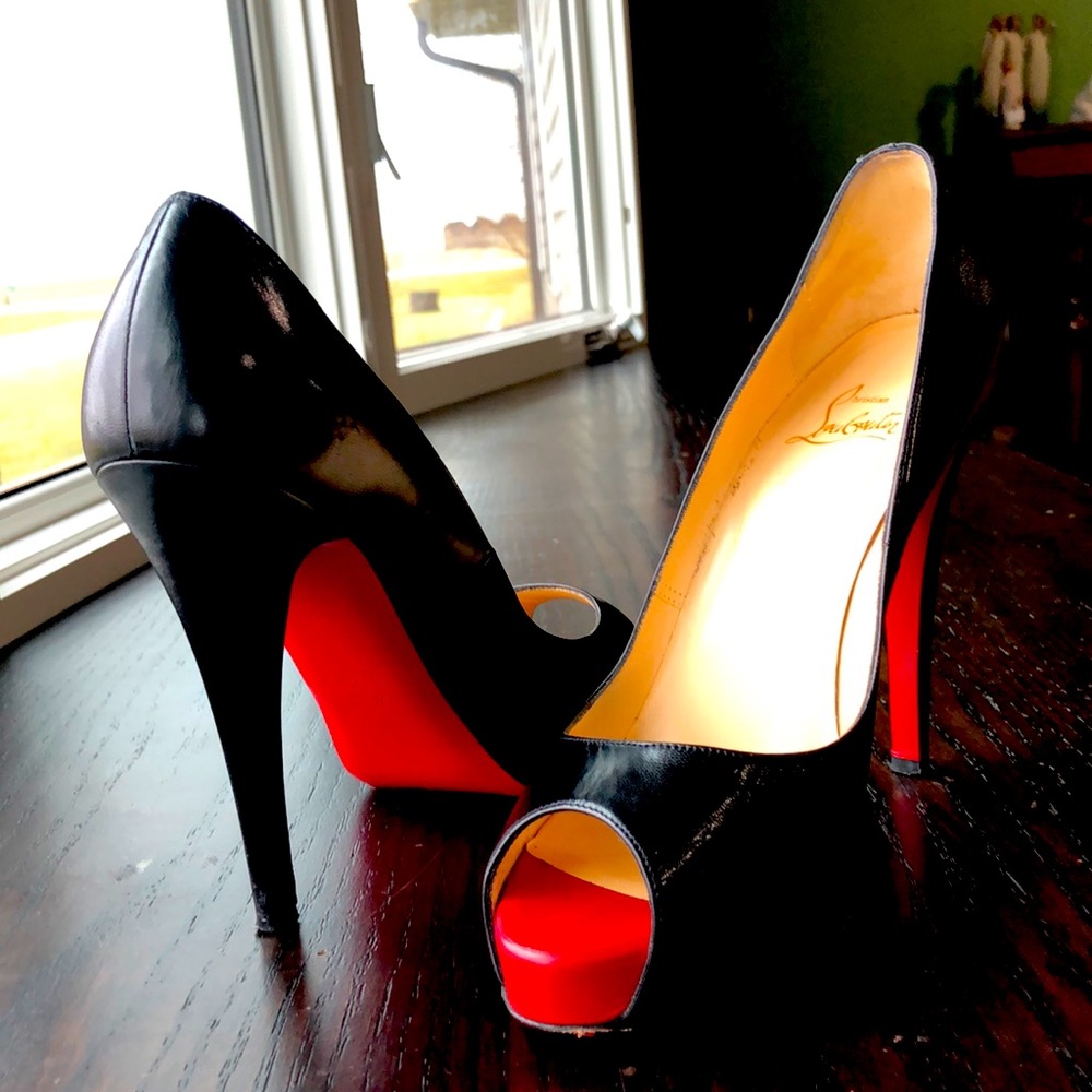 Christian Louboutin peep toe high heel